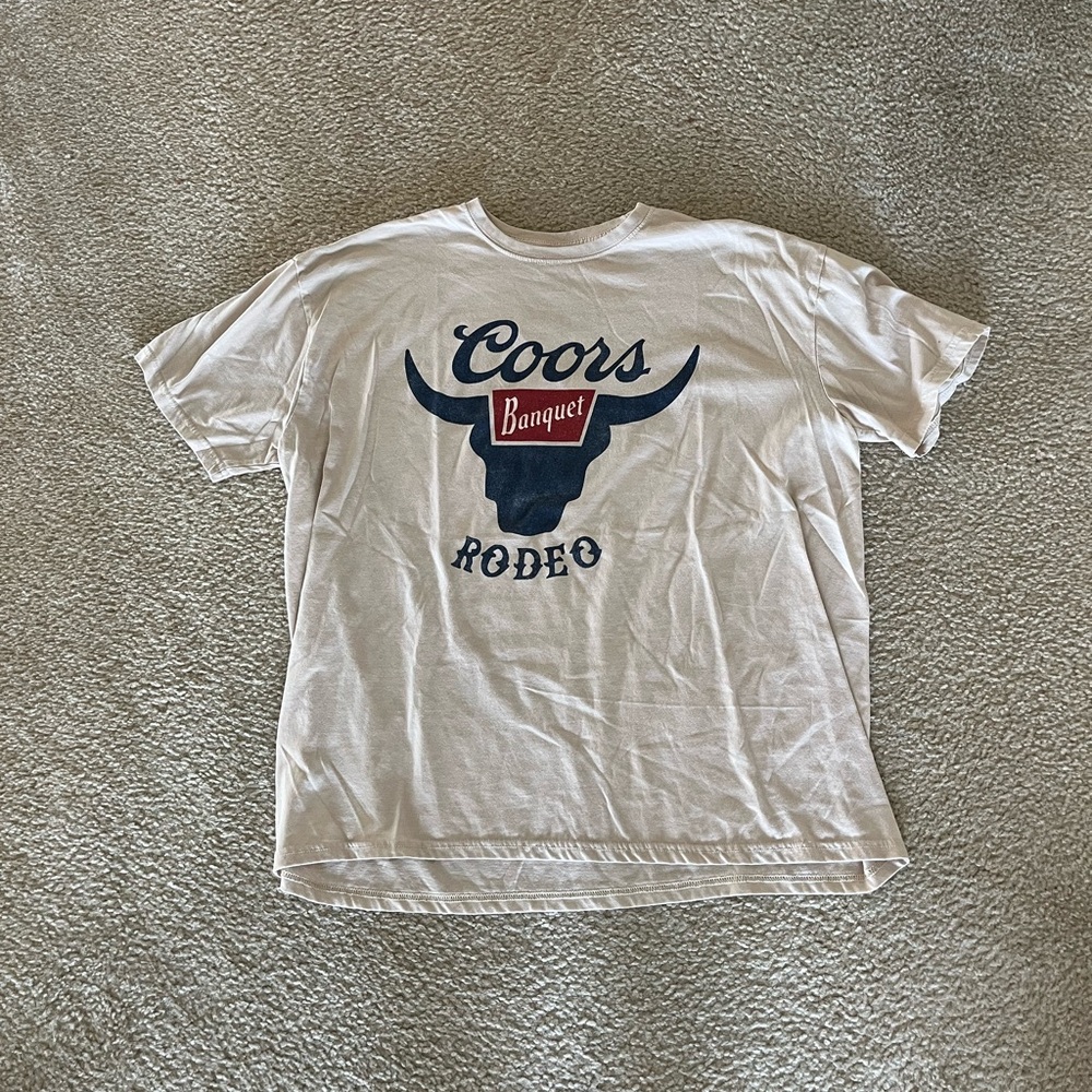 Coors White and Blue Graphic T-Shirt